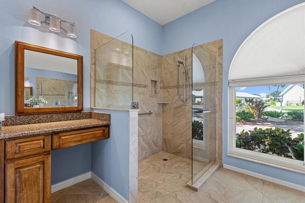 For Sale: $625,000 (3 beds, 2 baths, 2463 Square Feet)