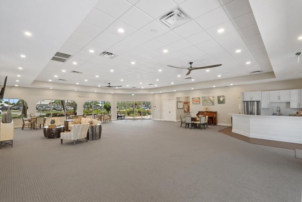 For Sale: $625,000 (3 beds, 2 baths, 2463 Square Feet)