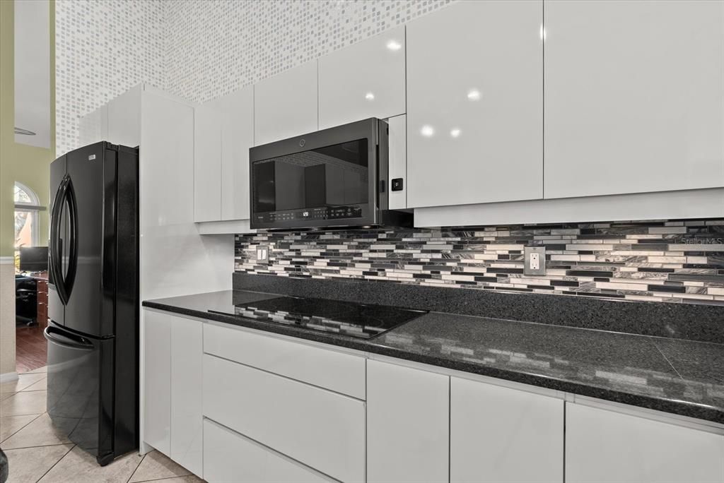 For Sale: $625,000 (3 beds, 2 baths, 2463 Square Feet)