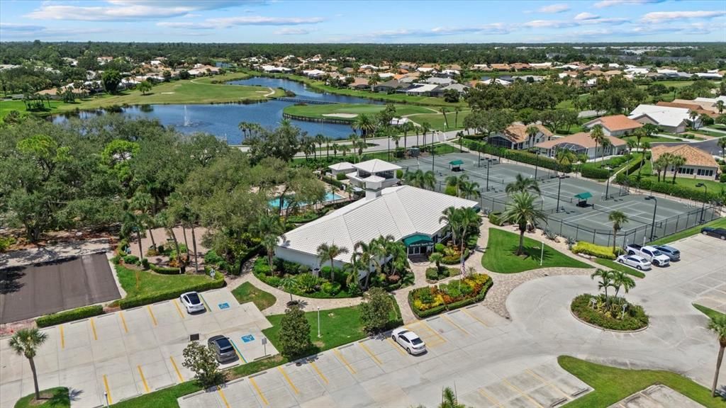 For Sale: $625,000 (3 beds, 2 baths, 2463 Square Feet)