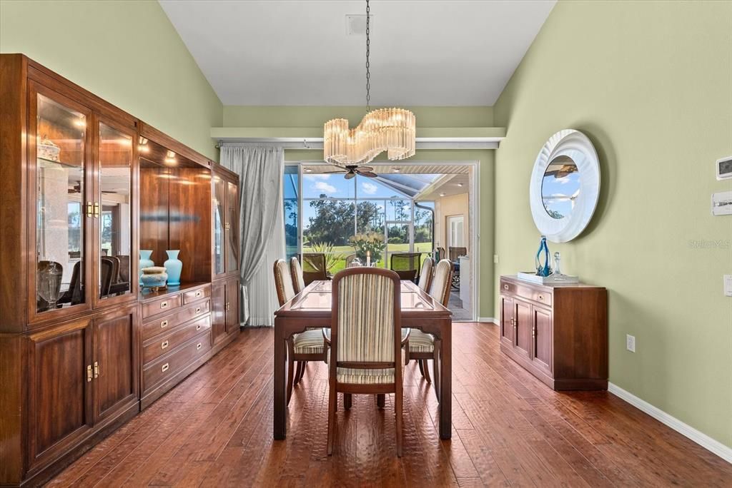 For Sale: $625,000 (3 beds, 2 baths, 2463 Square Feet)