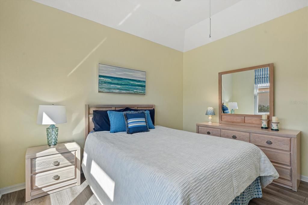 For Sale: $625,000 (3 beds, 2 baths, 2463 Square Feet)