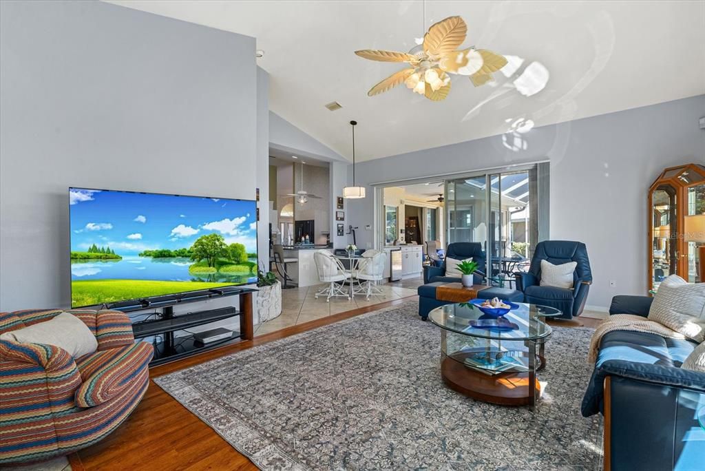 For Sale: $625,000 (3 beds, 2 baths, 2463 Square Feet)