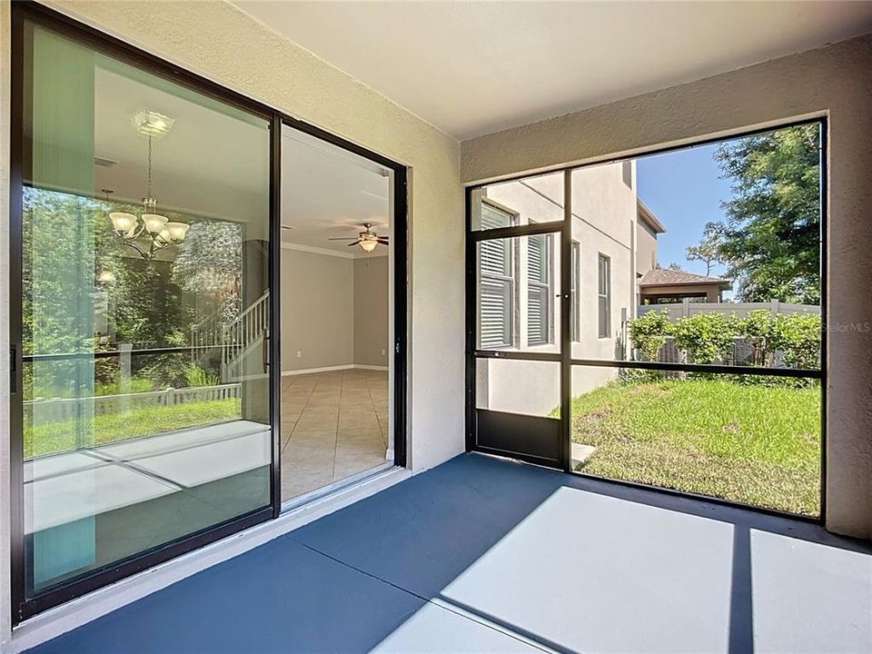 出租: $3,000 (5 贝兹, 3 浴室, 3328 平方英尺)