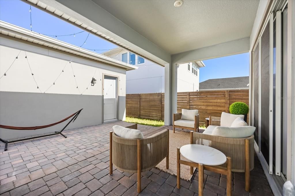 待售: $725,000 (3 贝兹, 2 浴室, 2017 平方英尺)