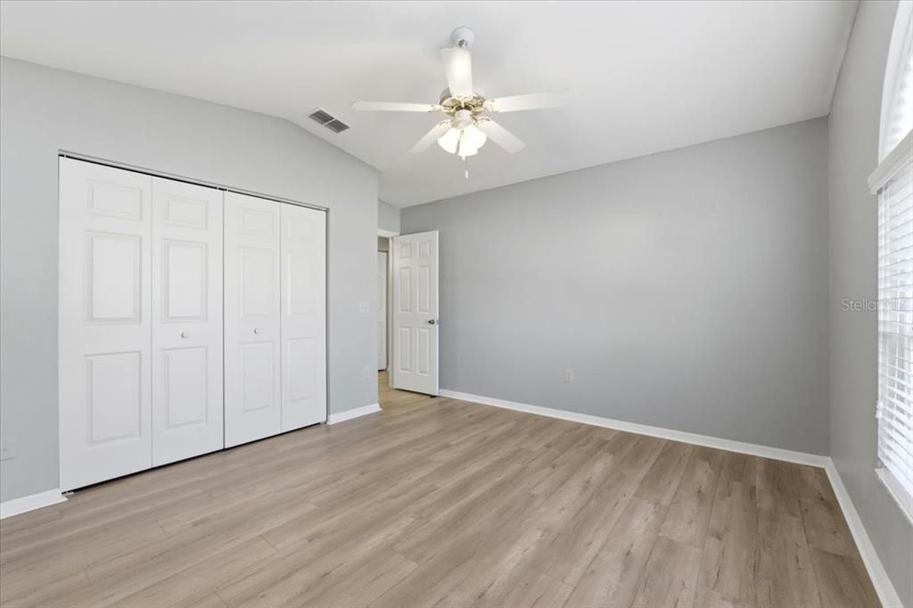 For Sale: $330,000 (3 beds, 2 baths, 1879 Square Feet)