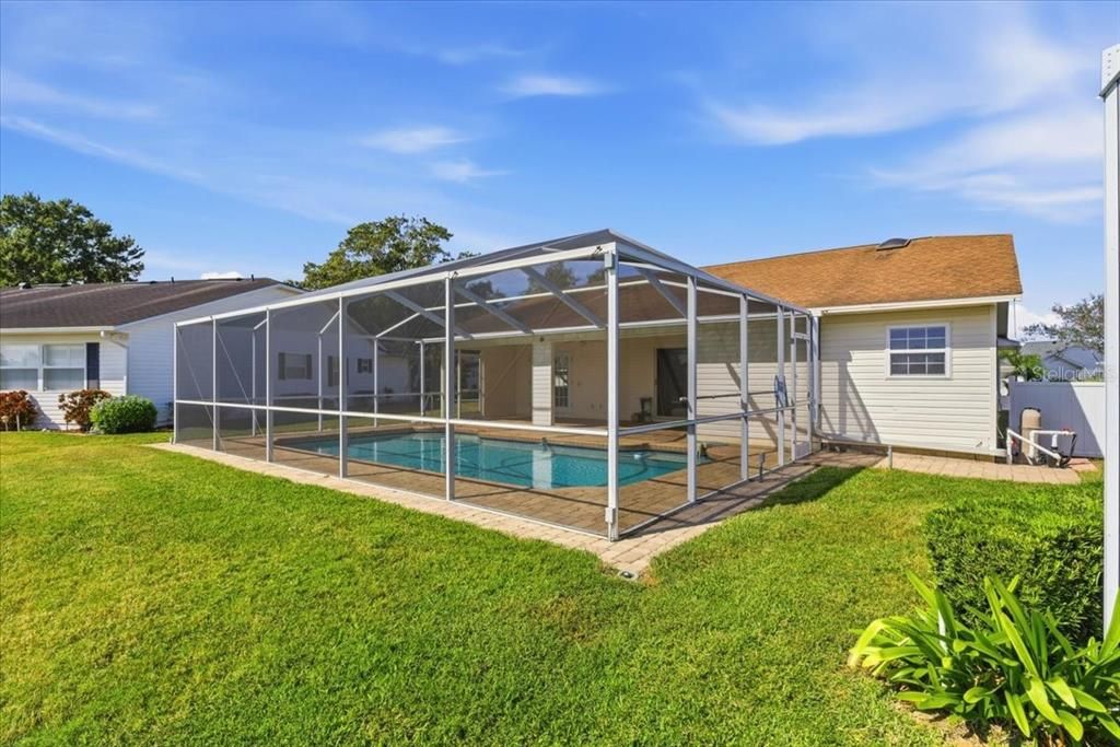 For Sale: $330,000 (3 beds, 2 baths, 1879 Square Feet)