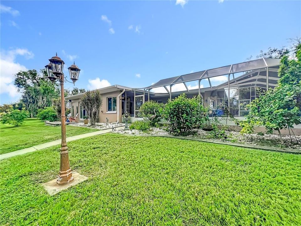 For Sale: $795,000 (3 beds, 2 baths, 2064 Square Feet)