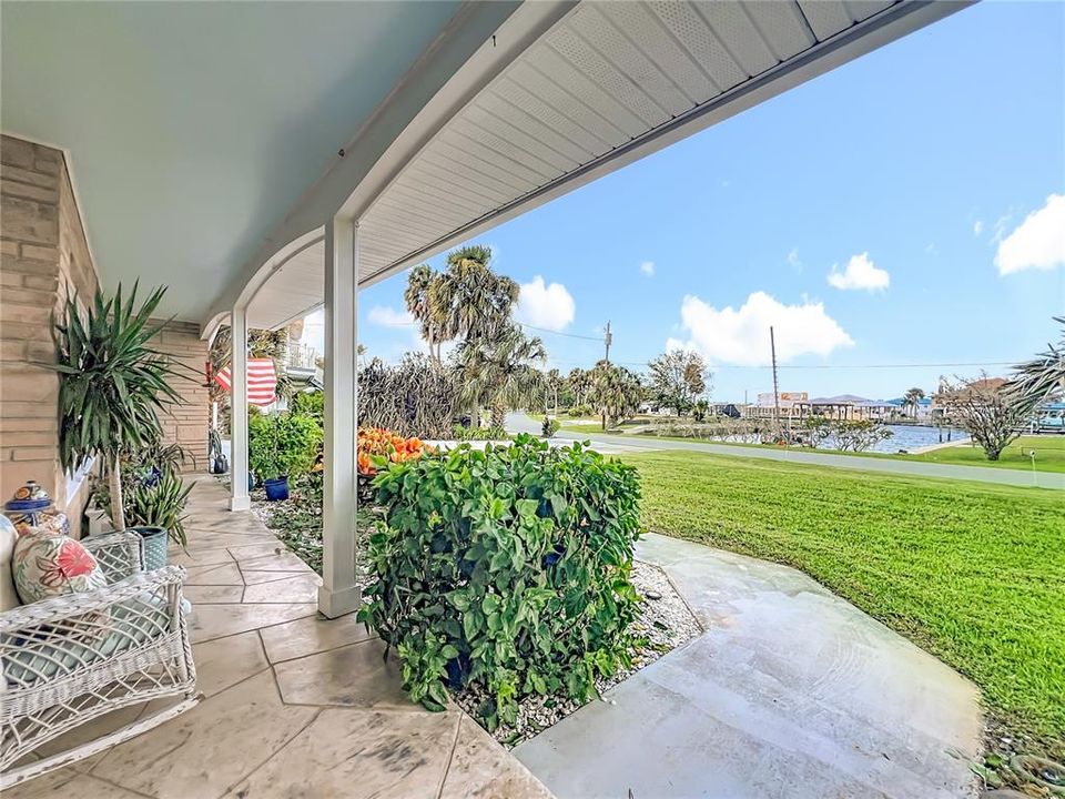 For Sale: $795,000 (3 beds, 2 baths, 2064 Square Feet)