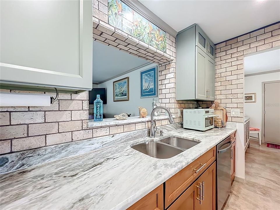 For Sale: $795,000 (3 beds, 2 baths, 2064 Square Feet)