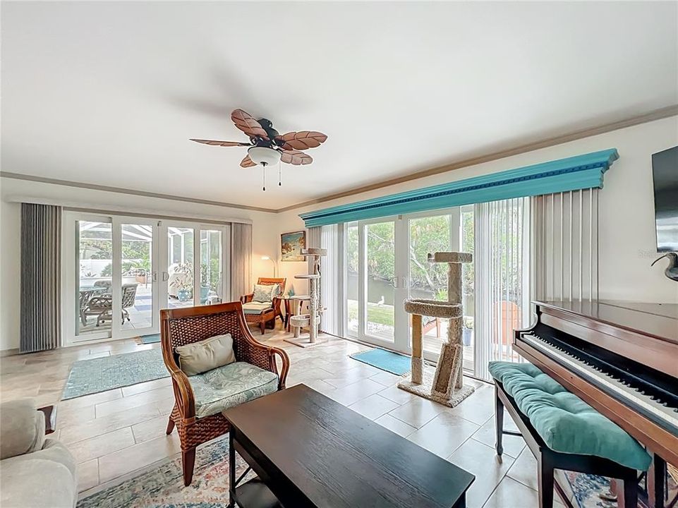 For Sale: $795,000 (3 beds, 2 baths, 2064 Square Feet)