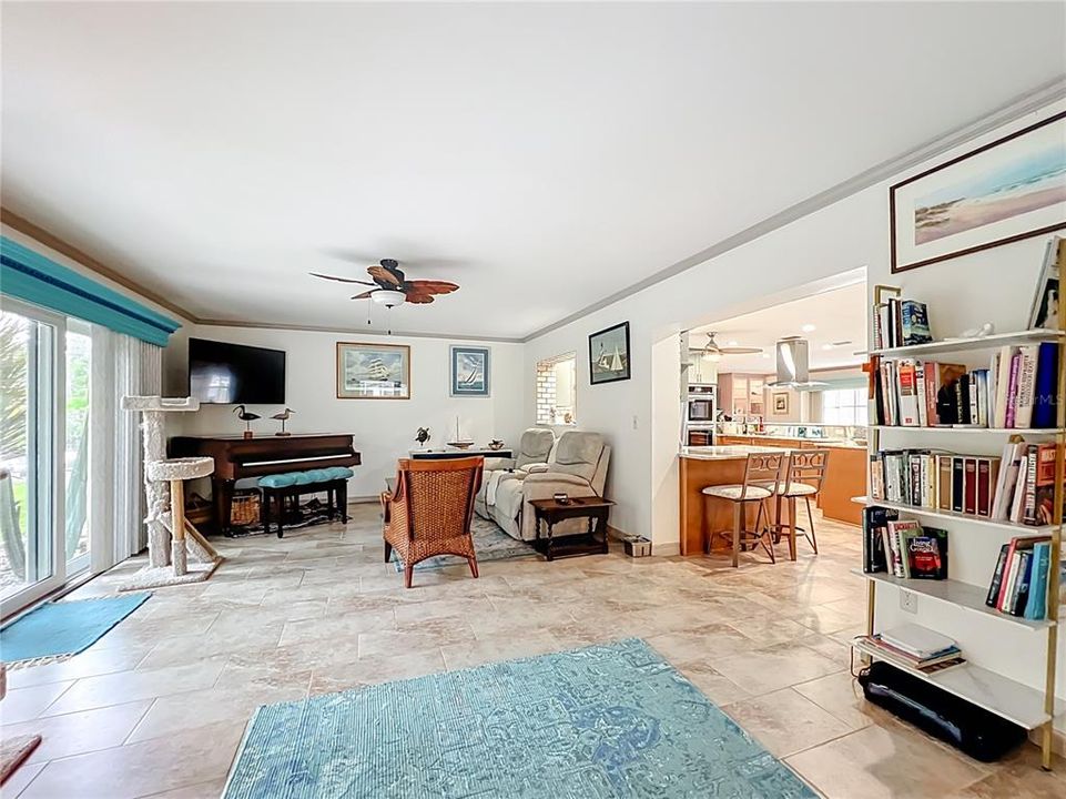 For Sale: $795,000 (3 beds, 2 baths, 2064 Square Feet)