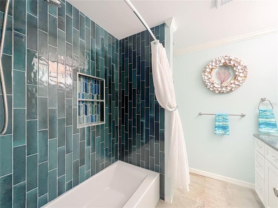 For Sale: $795,000 (3 beds, 2 baths, 2064 Square Feet)