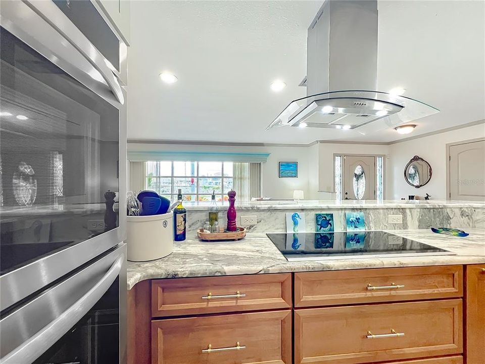 For Sale: $795,000 (3 beds, 2 baths, 2064 Square Feet)