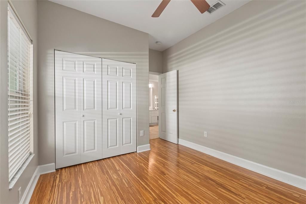 For Rent: $3,195 (4 beds, 2 baths, 1678 Square Feet)