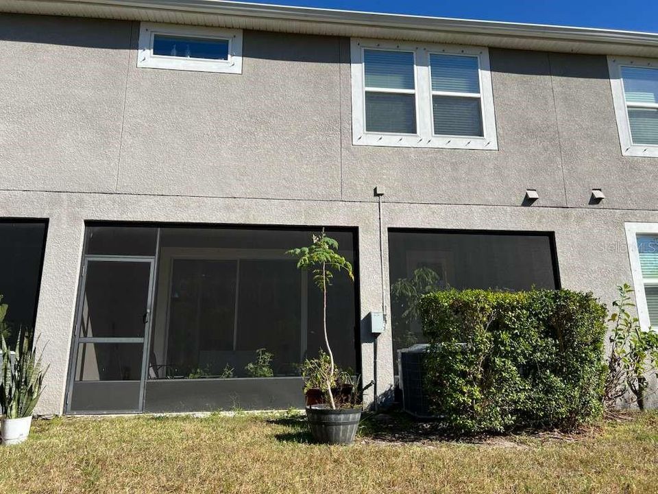 For Rent: $2,785 (3 beds, 2 baths, 2307 Square Feet)