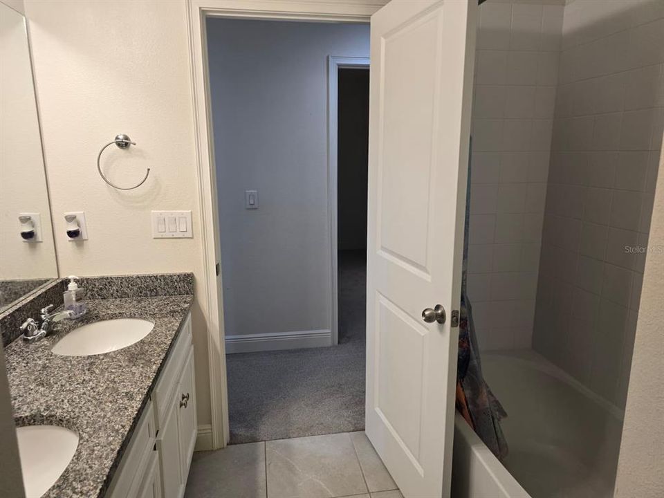 For Rent: $2,785 (3 beds, 2 baths, 2307 Square Feet)