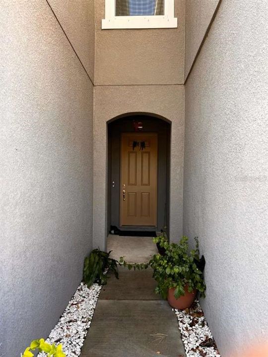 For Rent: $2,785 (3 beds, 2 baths, 2307 Square Feet)