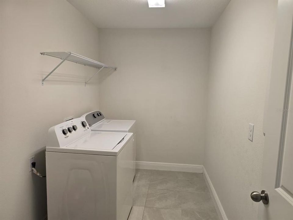For Rent: $2,785 (3 beds, 2 baths, 2307 Square Feet)