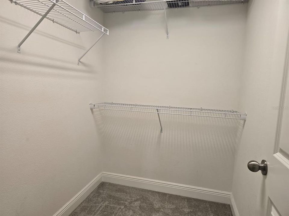 For Rent: $2,785 (3 beds, 2 baths, 2307 Square Feet)