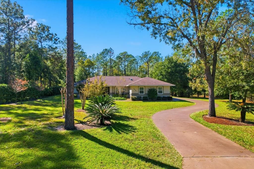 For Sale: $439,900 (3 beds, 2 baths, 1757 Square Feet)