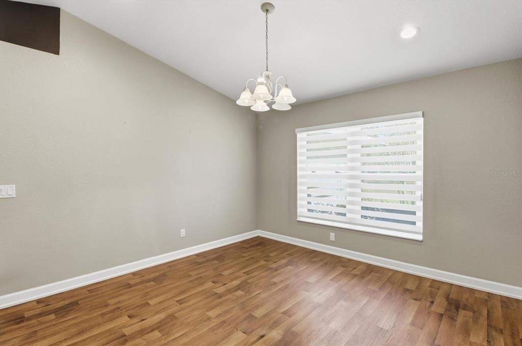 For Sale: $439,900 (3 beds, 2 baths, 1757 Square Feet)