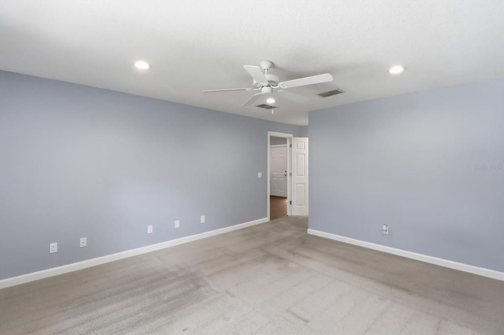 For Sale: $439,900 (3 beds, 2 baths, 1757 Square Feet)