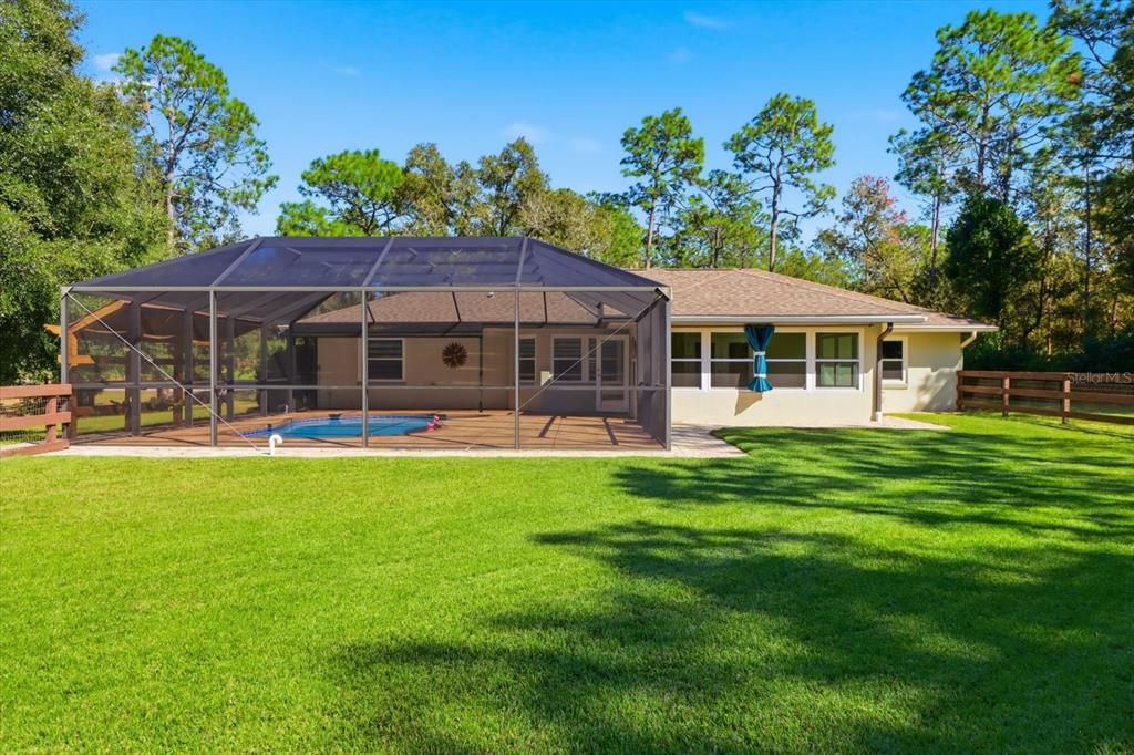 For Sale: $439,900 (3 beds, 2 baths, 1757 Square Feet)