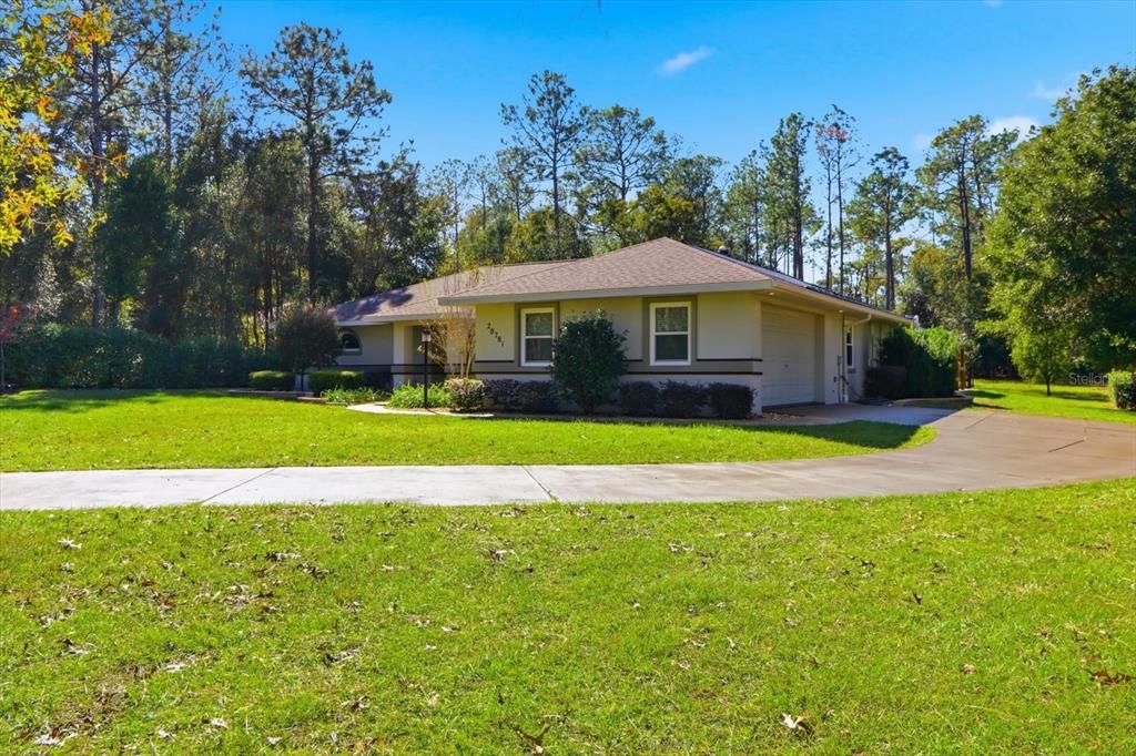 For Sale: $439,900 (3 beds, 2 baths, 1757 Square Feet)