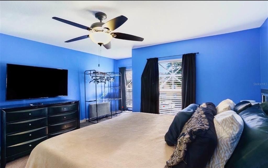 На продажу: $250,000 (2 спален, 2 ванн, 1538 Квадратных фут)