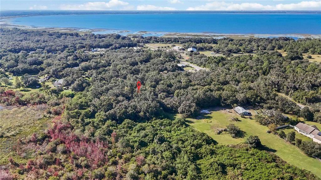 Под контрактом: $839,000 (4 спален, 4 ванн, 3778 Квадратных фут)