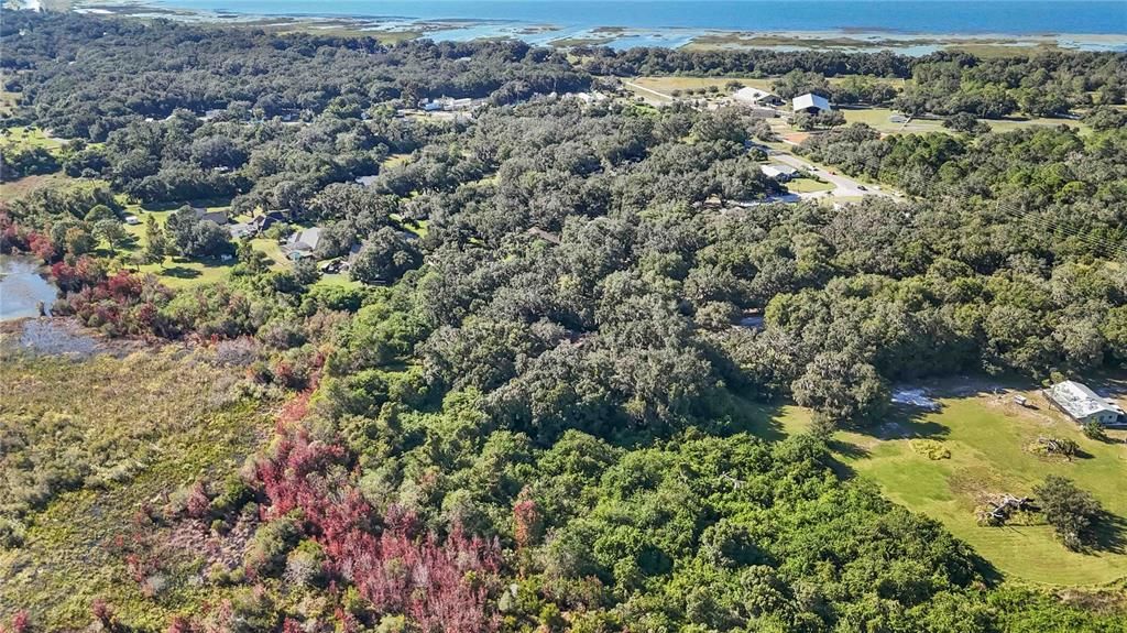 Под контрактом: $839,000 (4 спален, 4 ванн, 3778 Квадратных фут)