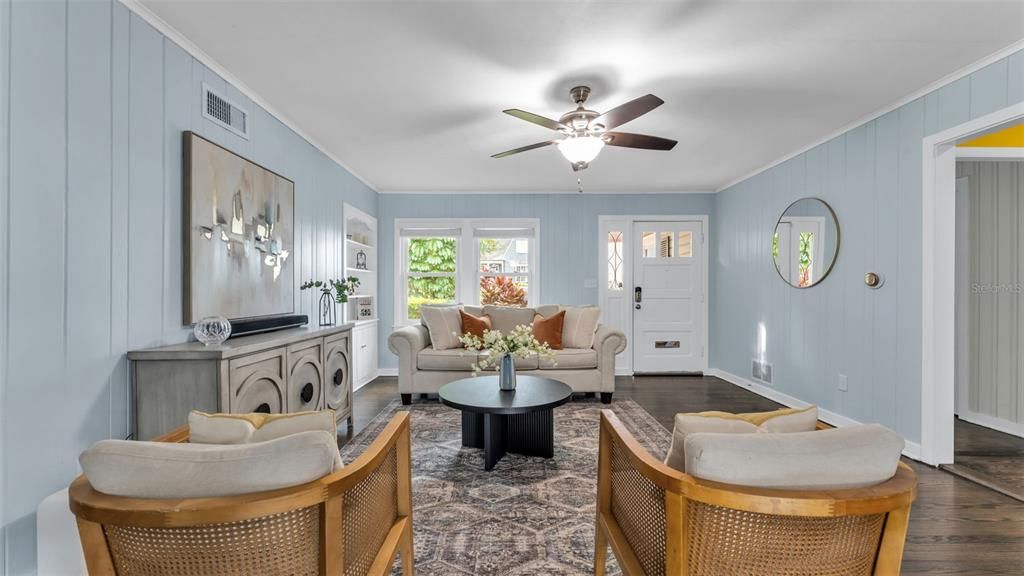 En Venta: $549,000 (4 camas, 2 baños, 2332 Pies cuadrados)