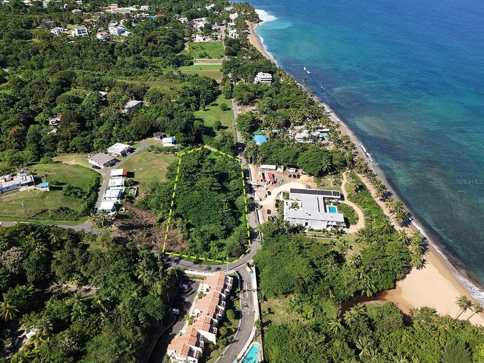 待售: $2,495,000 (1.43 acres)