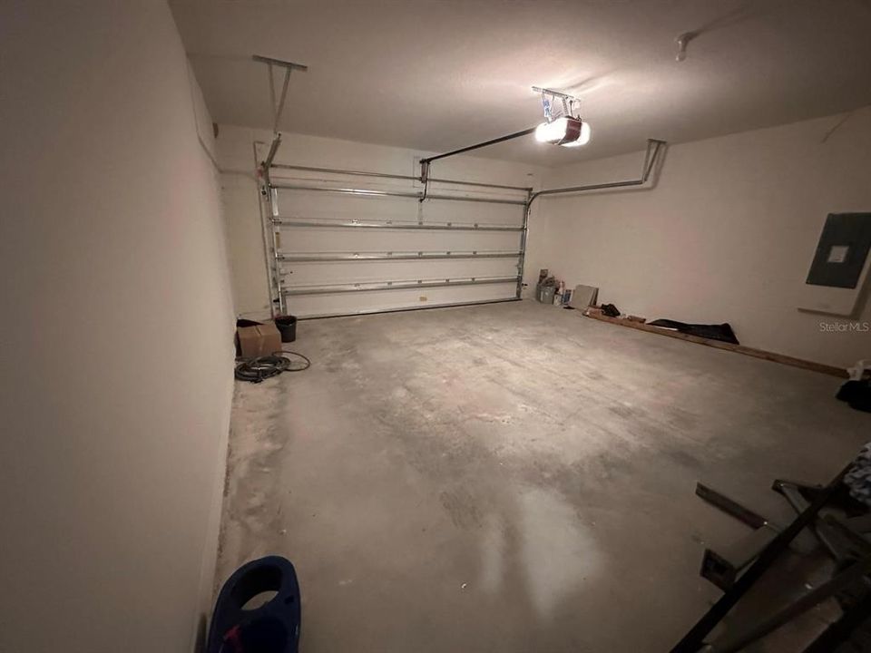 En Renta: $2,400 (4 camas, 2 baños, 1828 Pies cuadrados)