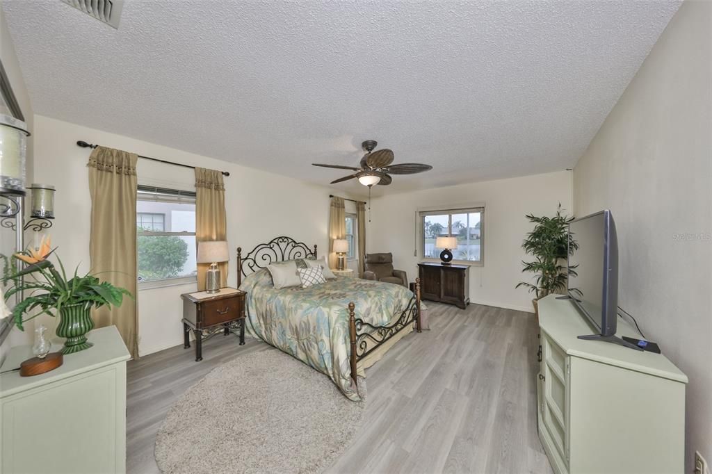 На продажу: $494,900 (3 спален, 2 ванн, 2389 Квадратных фут)