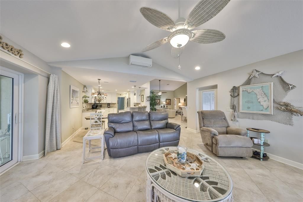 На продажу: $494,900 (3 спален, 2 ванн, 2389 Квадратных фут)