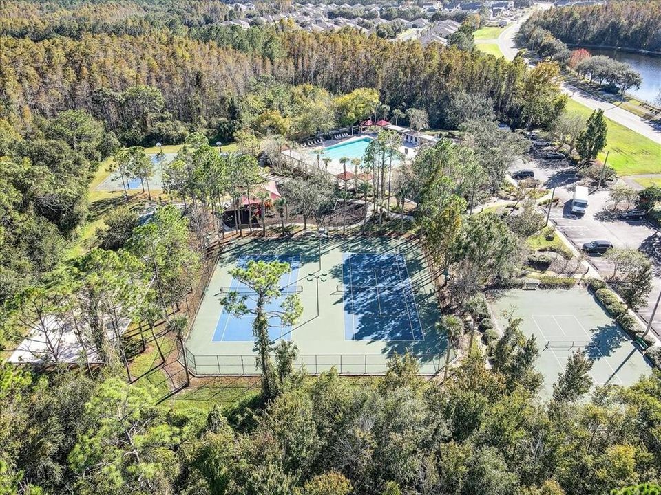 For Sale: $289,900 (3 beds, 2 baths, 1544 Square Feet)