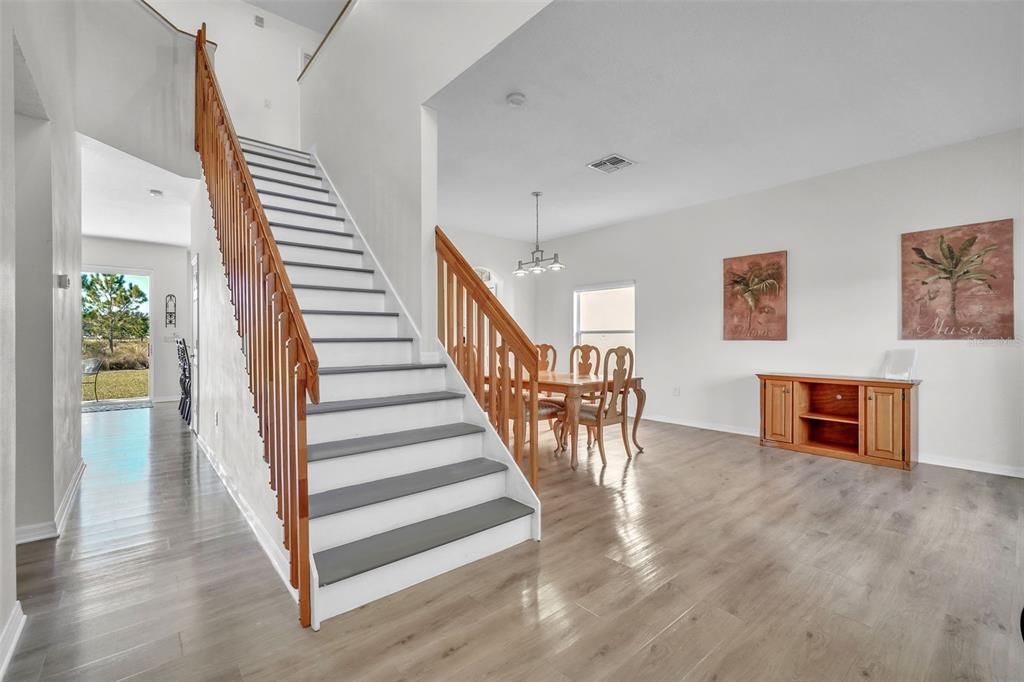 出租: $3,545 (4 贝兹, 2 浴室, 2593 平方英尺)