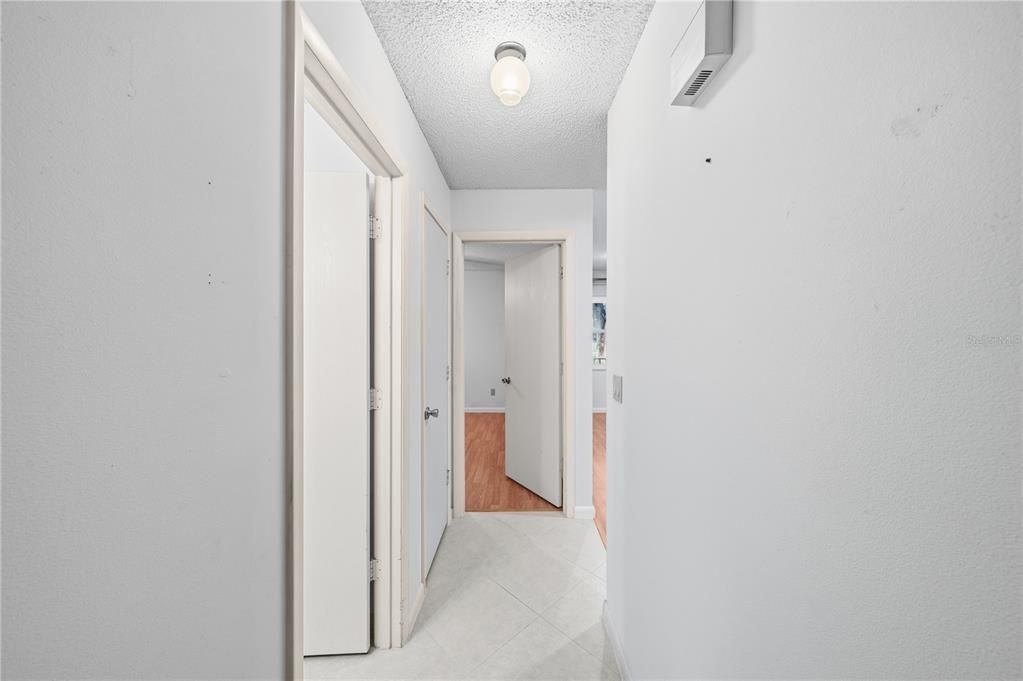 Active With Contract: $160,000 (2 beds, 2 baths, 1688 Square Feet)