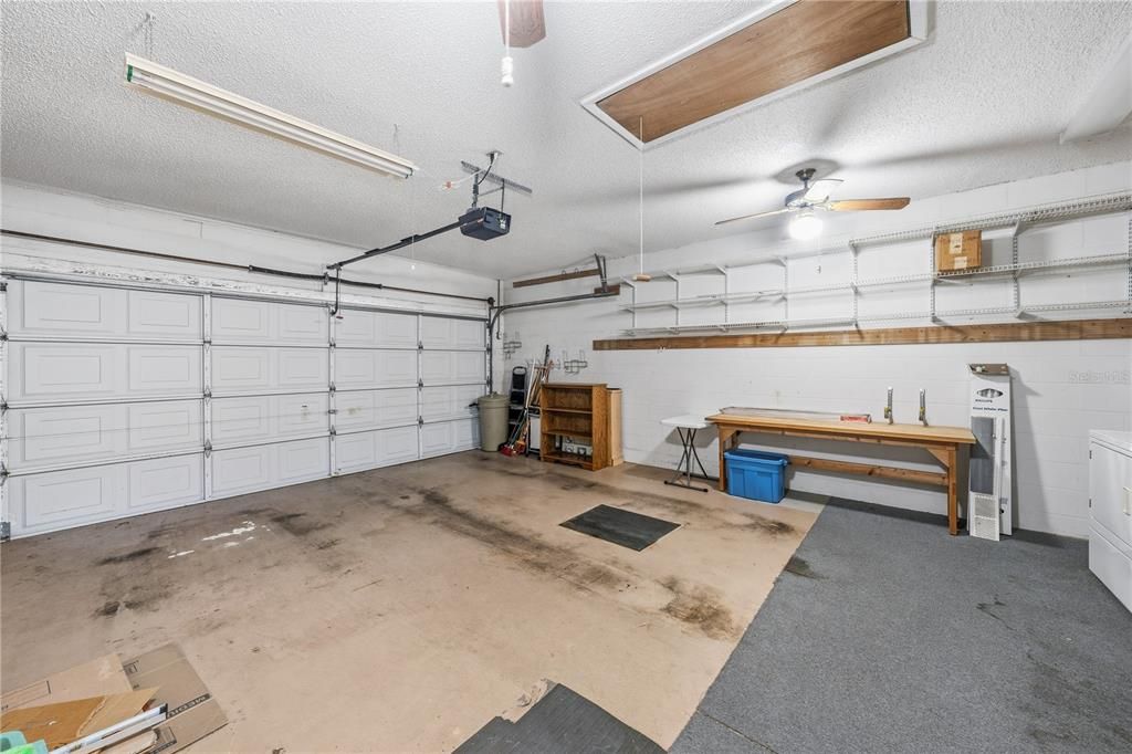 Active With Contract: $160,000 (2 beds, 2 baths, 1688 Square Feet)