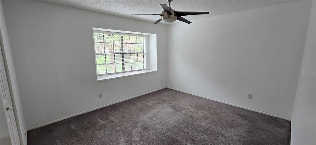 Active With Contract: $399,999 (4 beds, 2 baths, 1777 Square Feet)