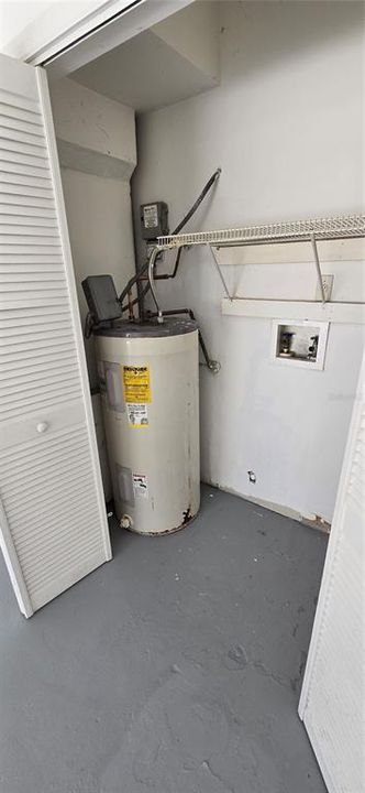 Active With Contract: $399,999 (4 beds, 2 baths, 1777 Square Feet)