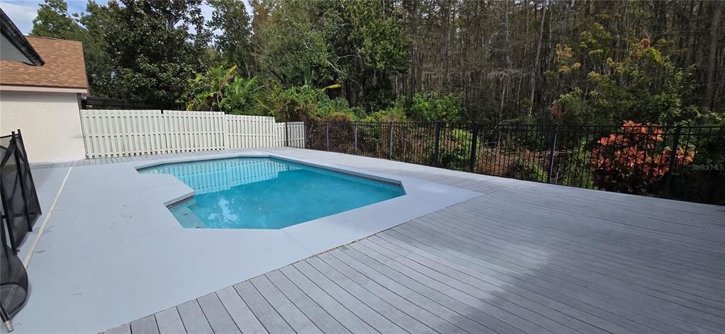 Active With Contract: $399,999 (4 beds, 2 baths, 1777 Square Feet)