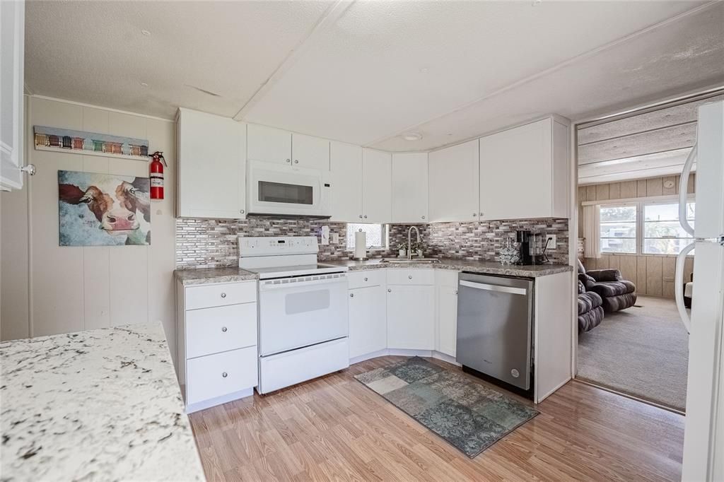 En Venta: $119,000 (2 camas, 1 baños, 884 Pies cuadrados)