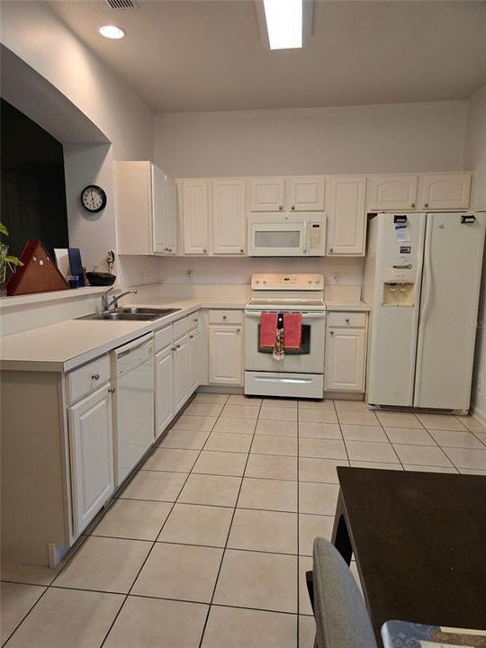 En Venta: $307,000 (2 camas, 2 baños, 1547 Pies cuadrados)