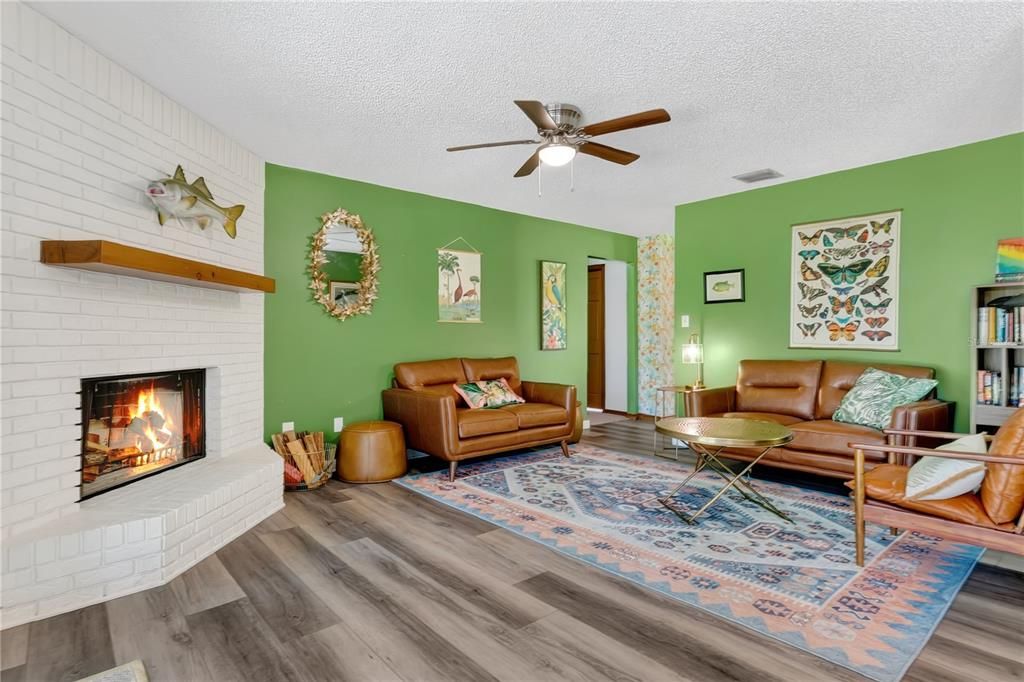 For Sale: $775,000 (3 beds, 2 baths, 2093 Square Feet)