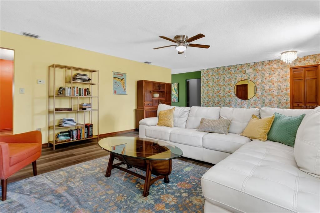 For Sale: $775,000 (3 beds, 2 baths, 2093 Square Feet)