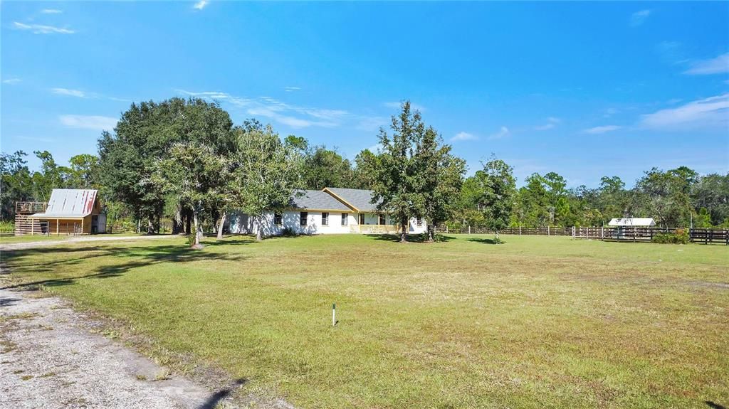 For Sale: $775,000 (3 beds, 2 baths, 2093 Square Feet)