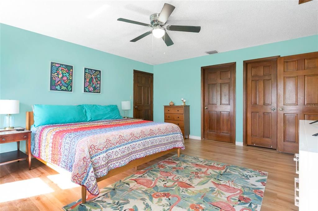 For Sale: $775,000 (3 beds, 2 baths, 2093 Square Feet)